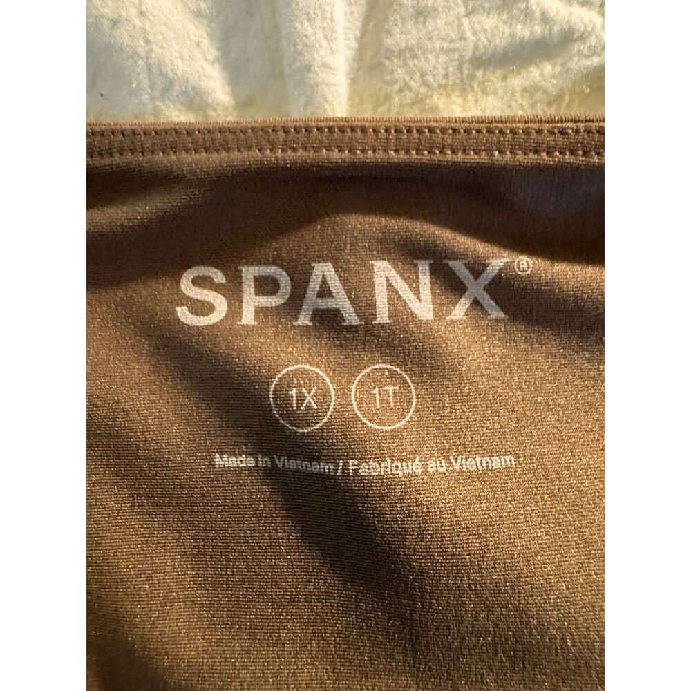 SPANX Black Classic Long Sleeve Crew Tee T Shirt & Tan Sleeveless Lot Size 1X - Picture 8 of 9